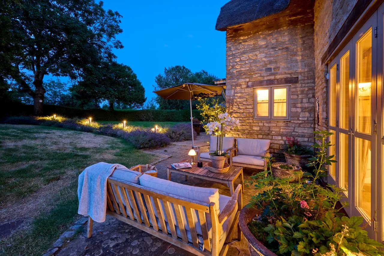 Cotswolds UK - Soho Farm House 12