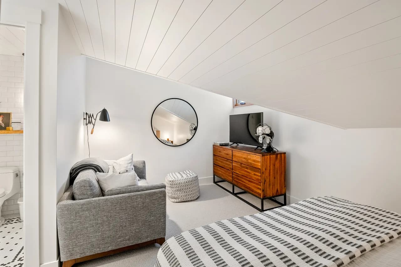 Luxe 5-BED Scandinave Retreat 12