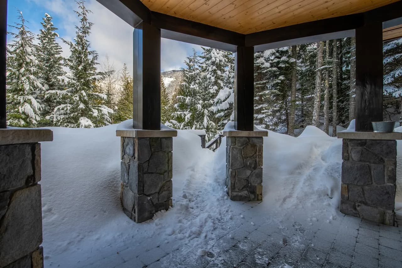 Slope Side Chalet 6