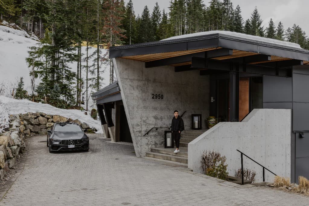 Justin Tse arriving at Chalet La Forja in Kadenwood, Whistler