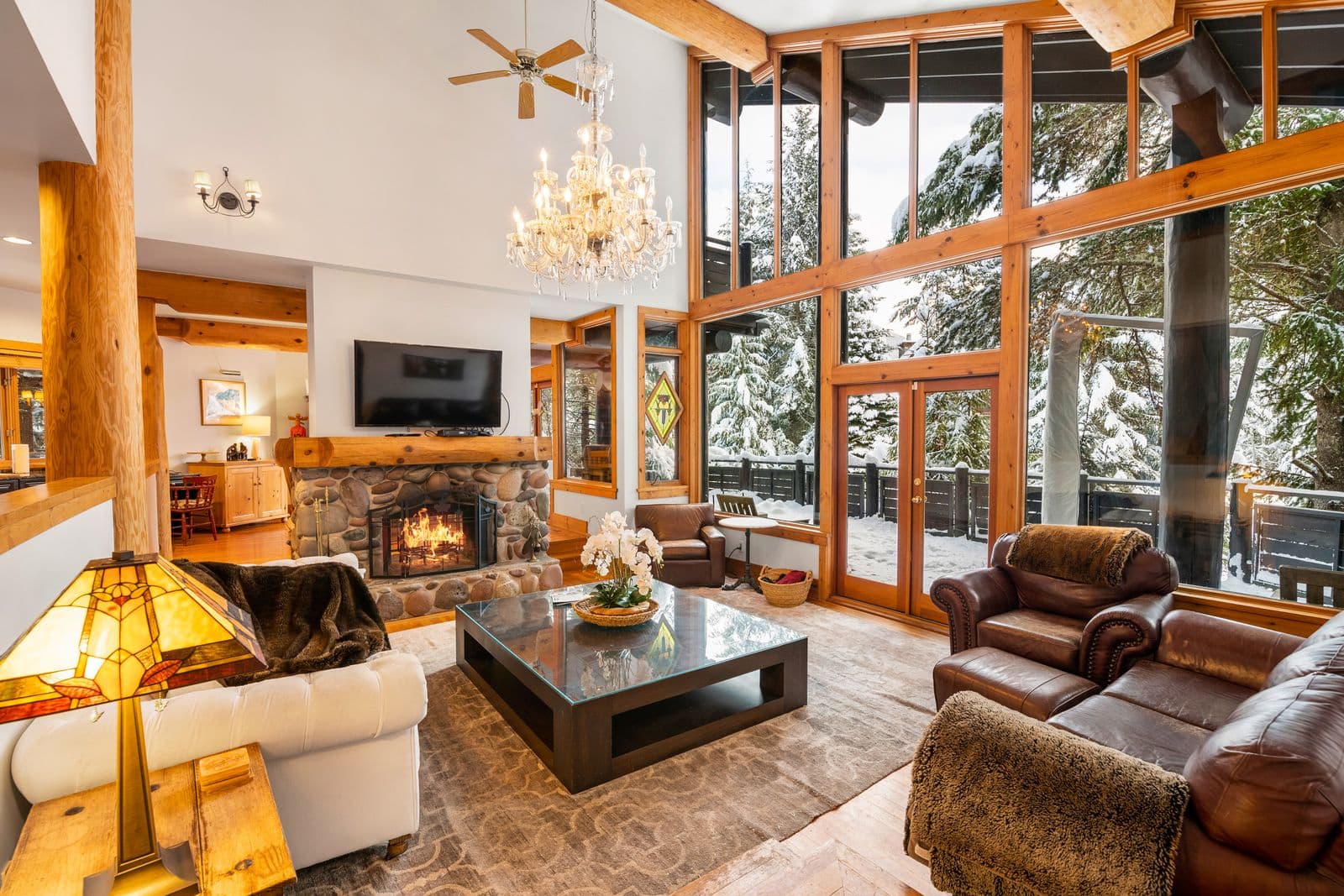 Whistler's Luxury Rental Escapes | Choosing a Luxury Airbnb Vacation