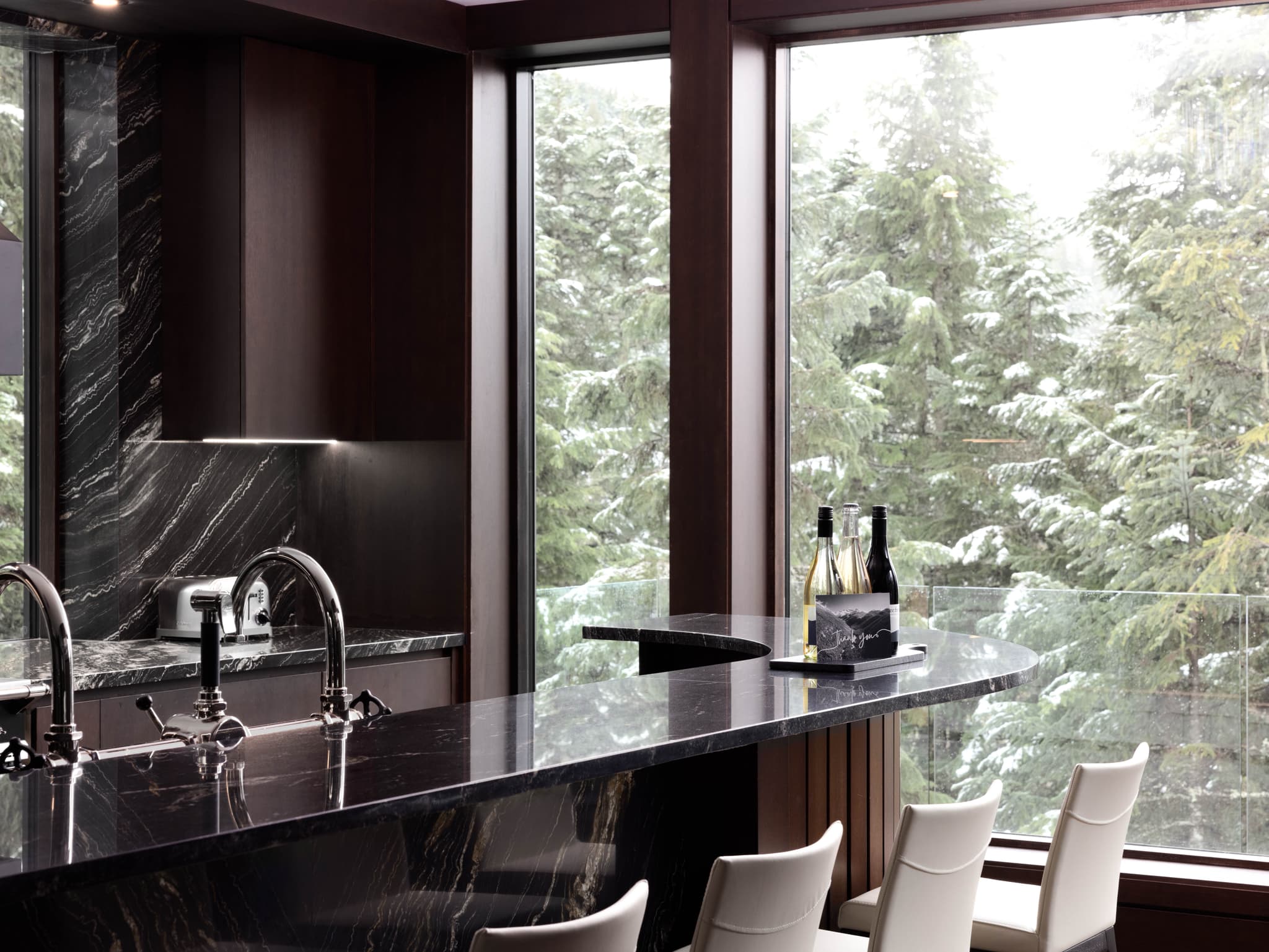 Altitude Retreat interior 7