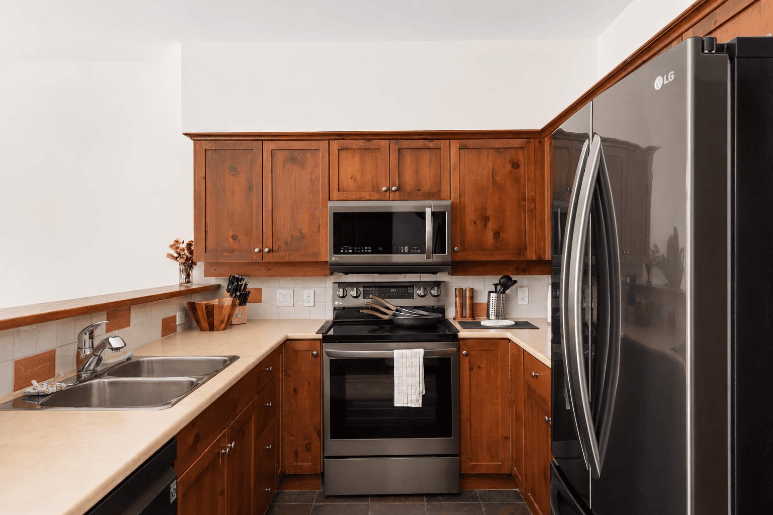 Bluffs Creekside 28