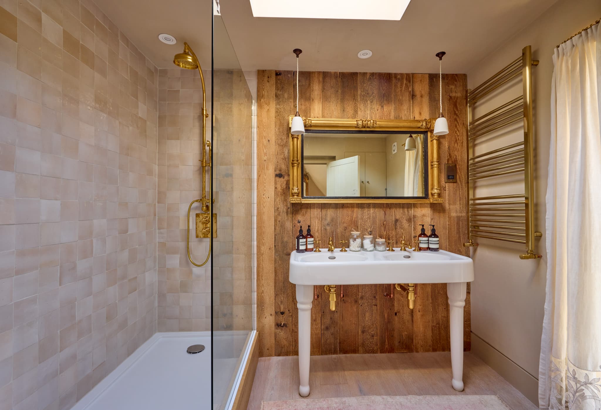 Cotswolds UK - Soho Farm House 10