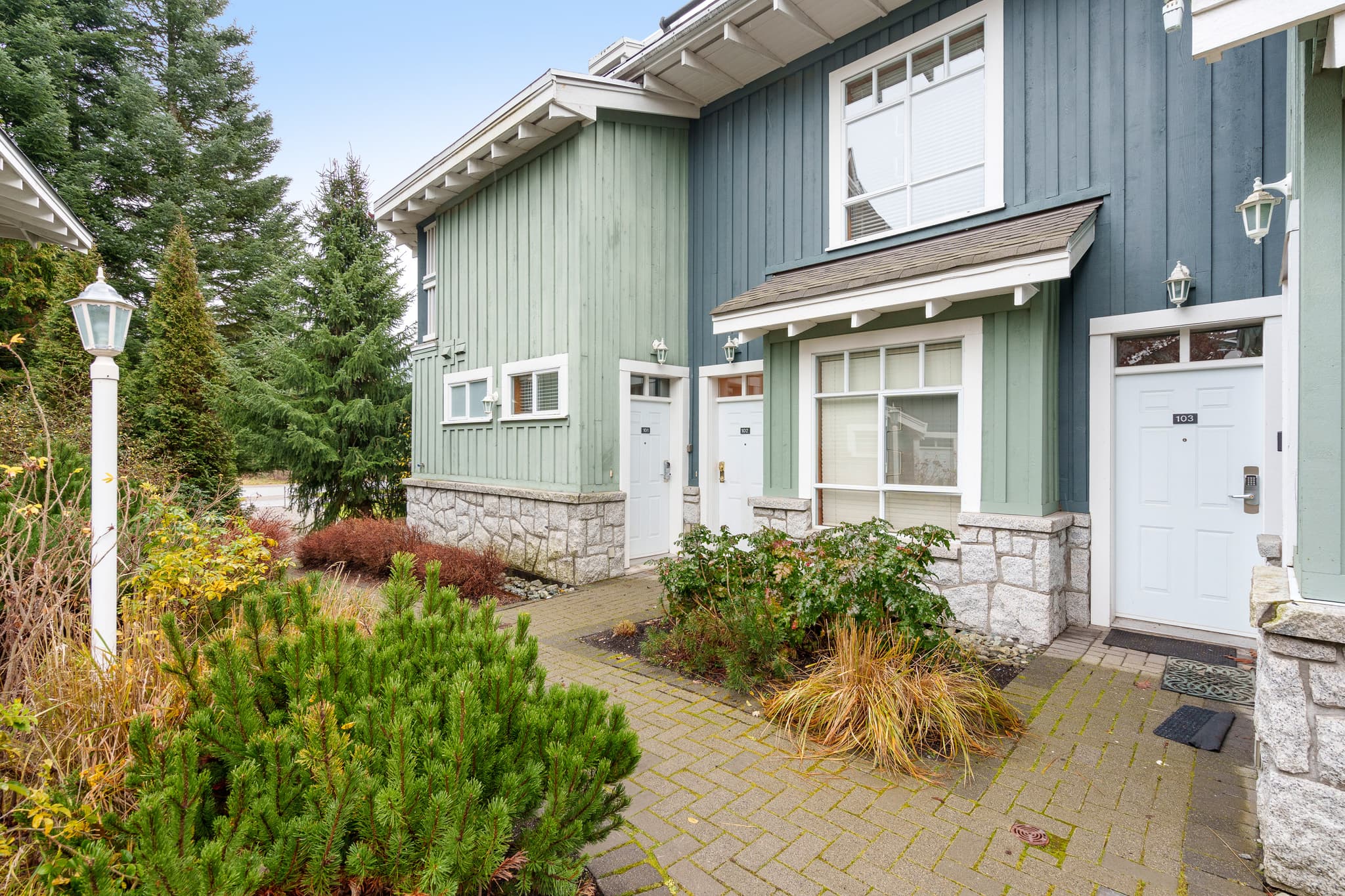 Rare 3-bedroom Whistler Village interior 3