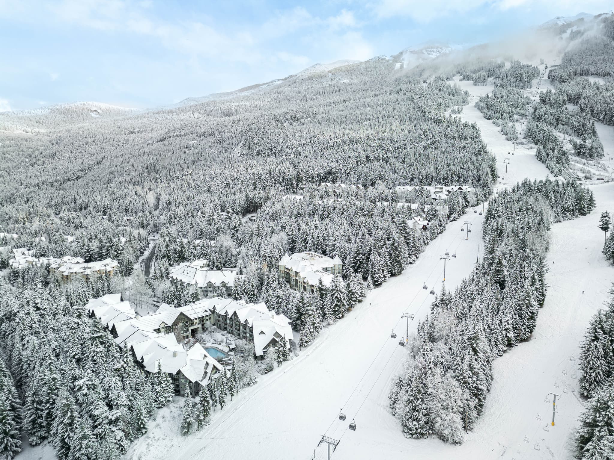 Marquise 2-Bed-Ski in Ski out pet-friendly condo