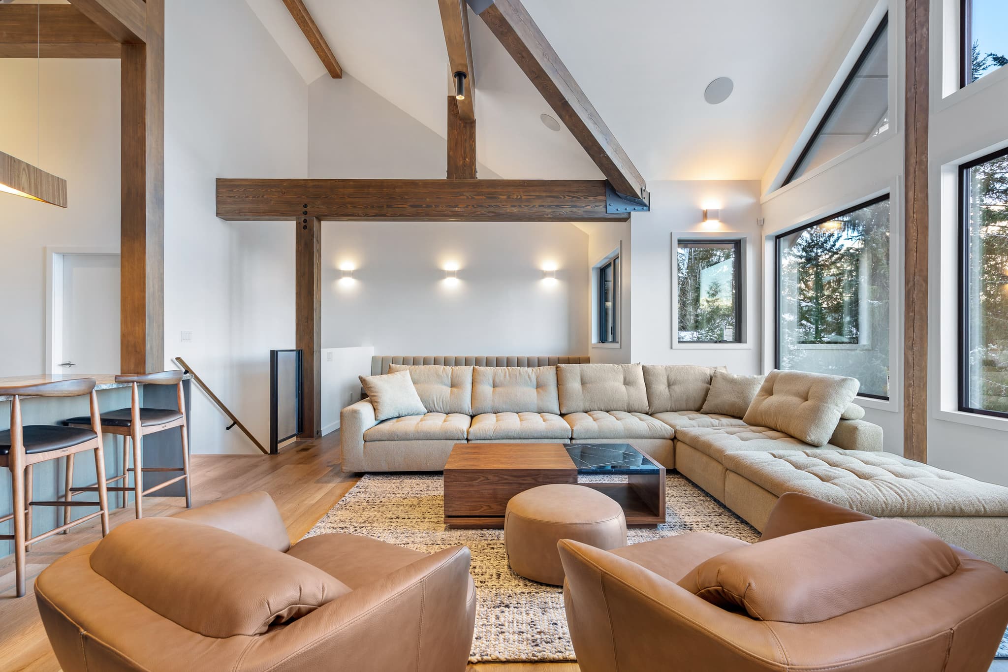 Raven's Nest interior 14
