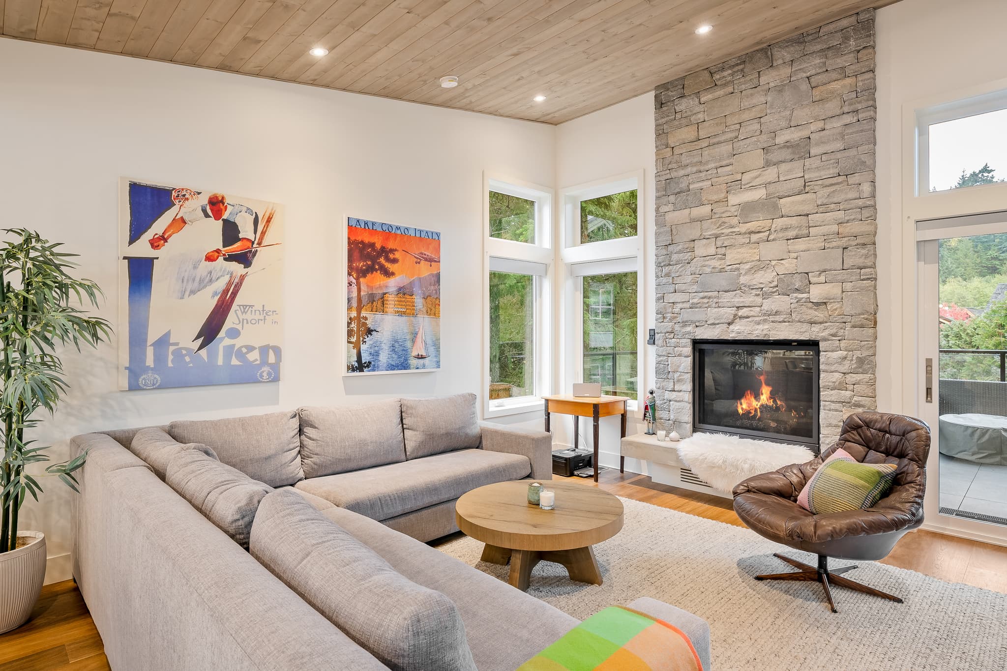 Snowpine interior 6