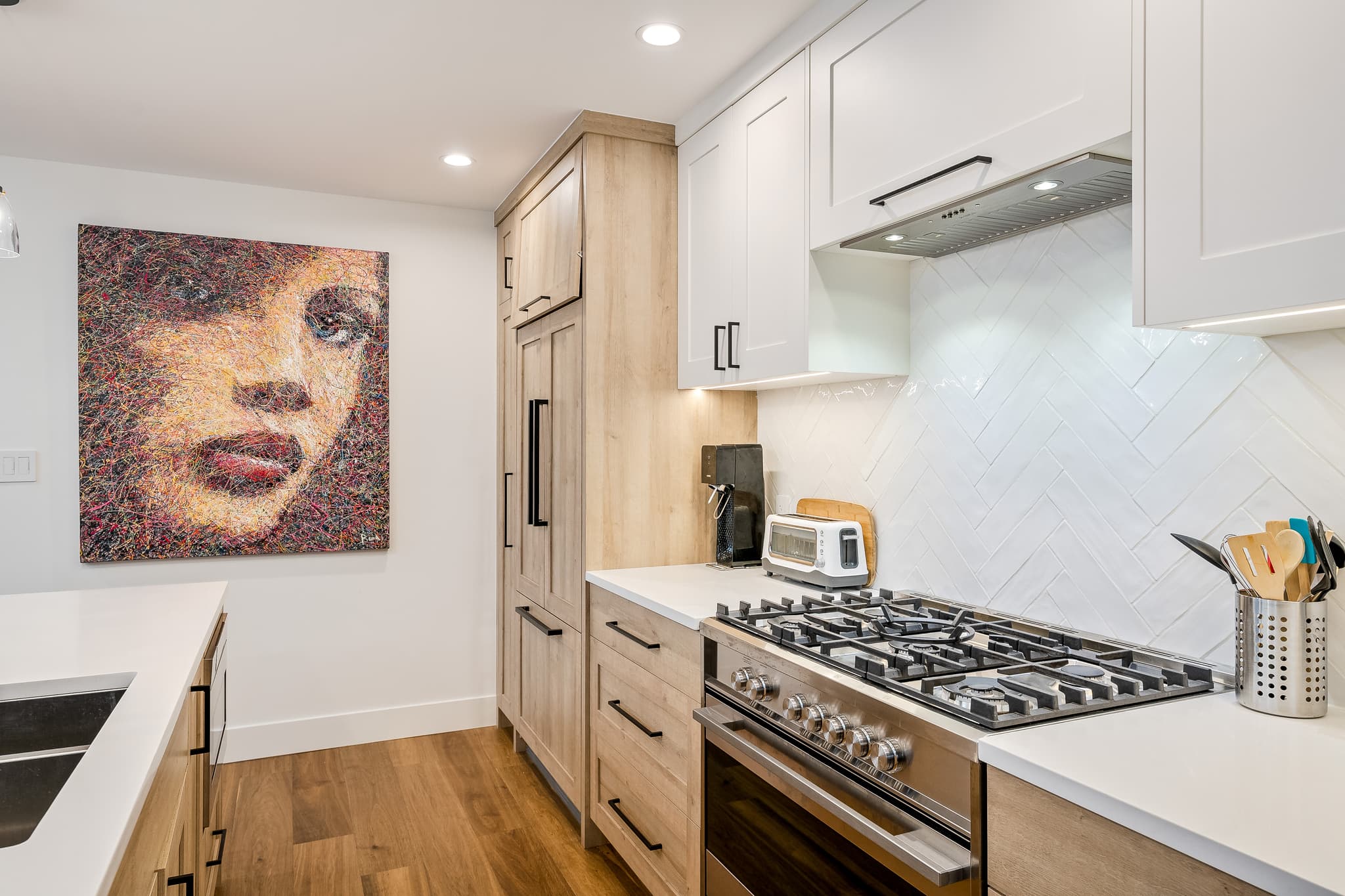 Snowpine interior 7