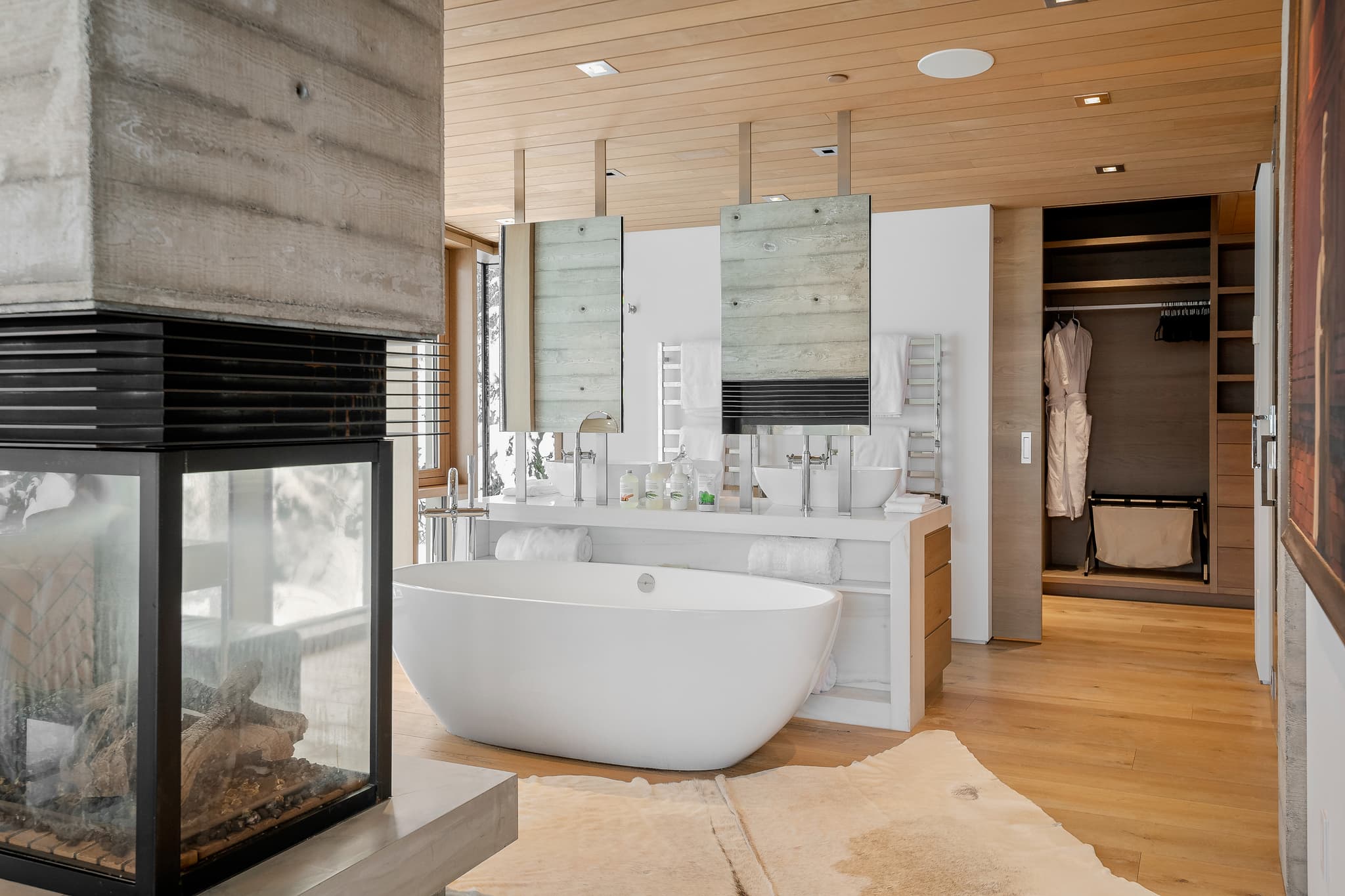 Two Cedars interior 20