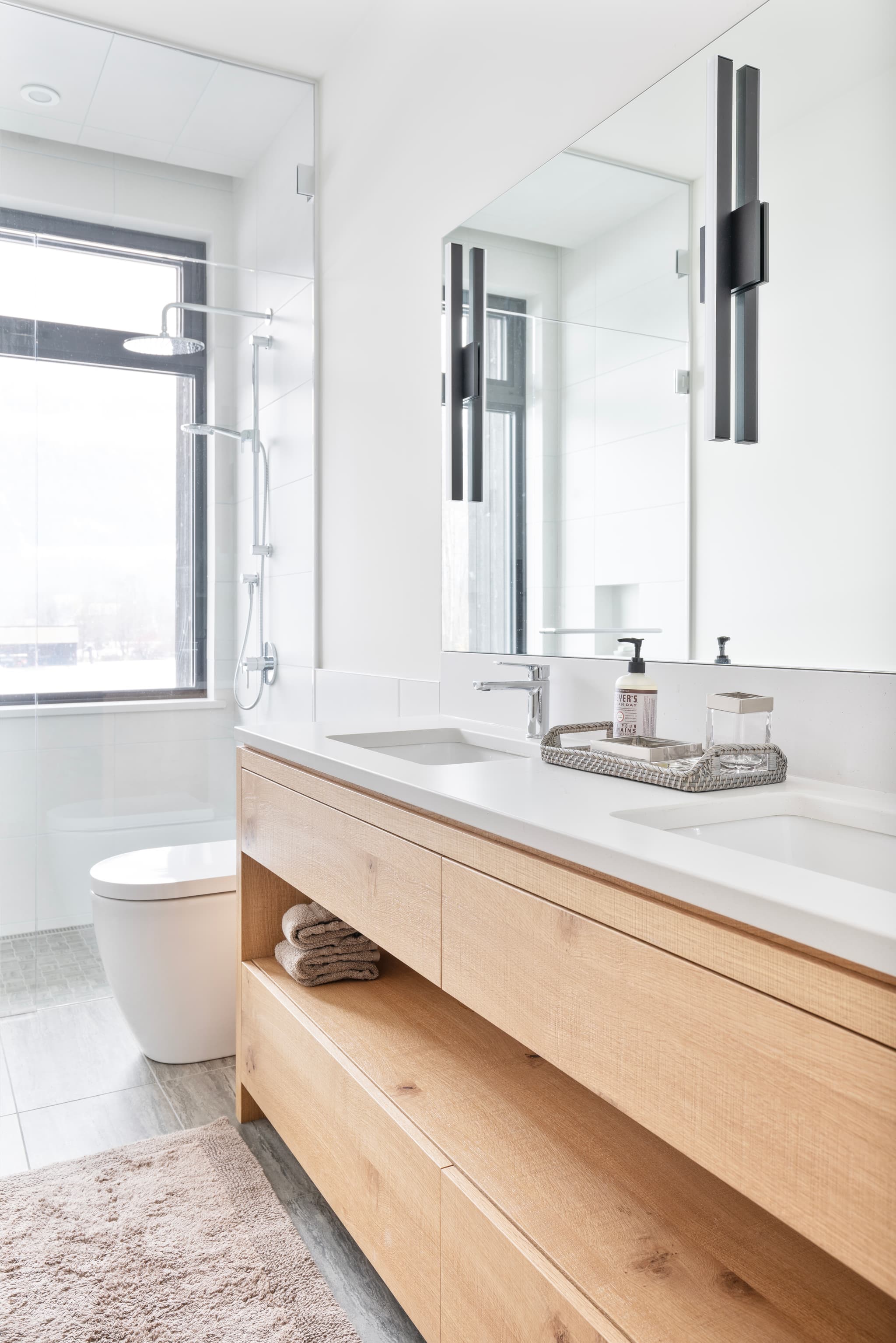 Pemberton Meadows interior 20