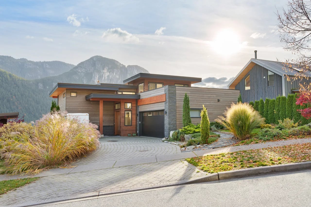 Squamish Retreat With The Best View! - AceHost 2