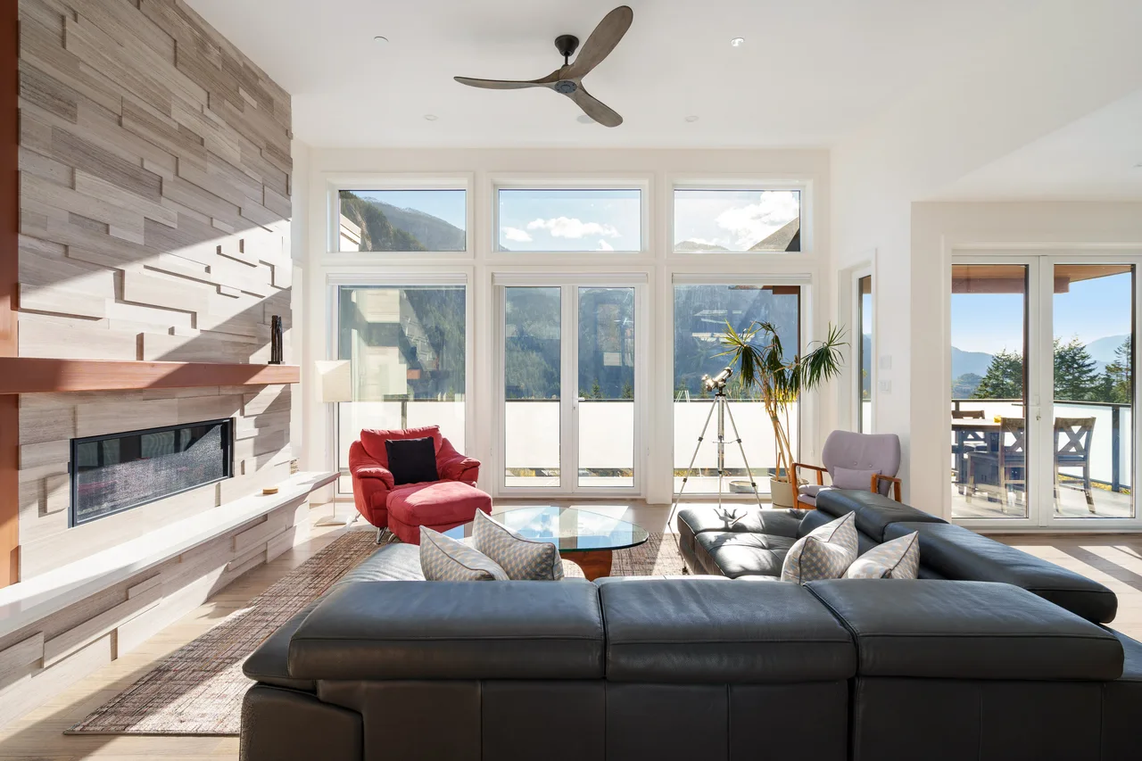Squamish Retreat With The Best View! - AceHost 4