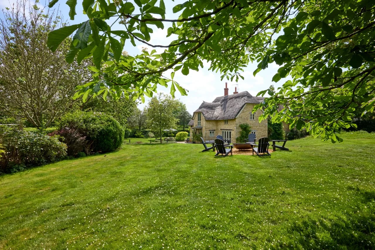 Cotswolds UK - Soho Farm House 11
