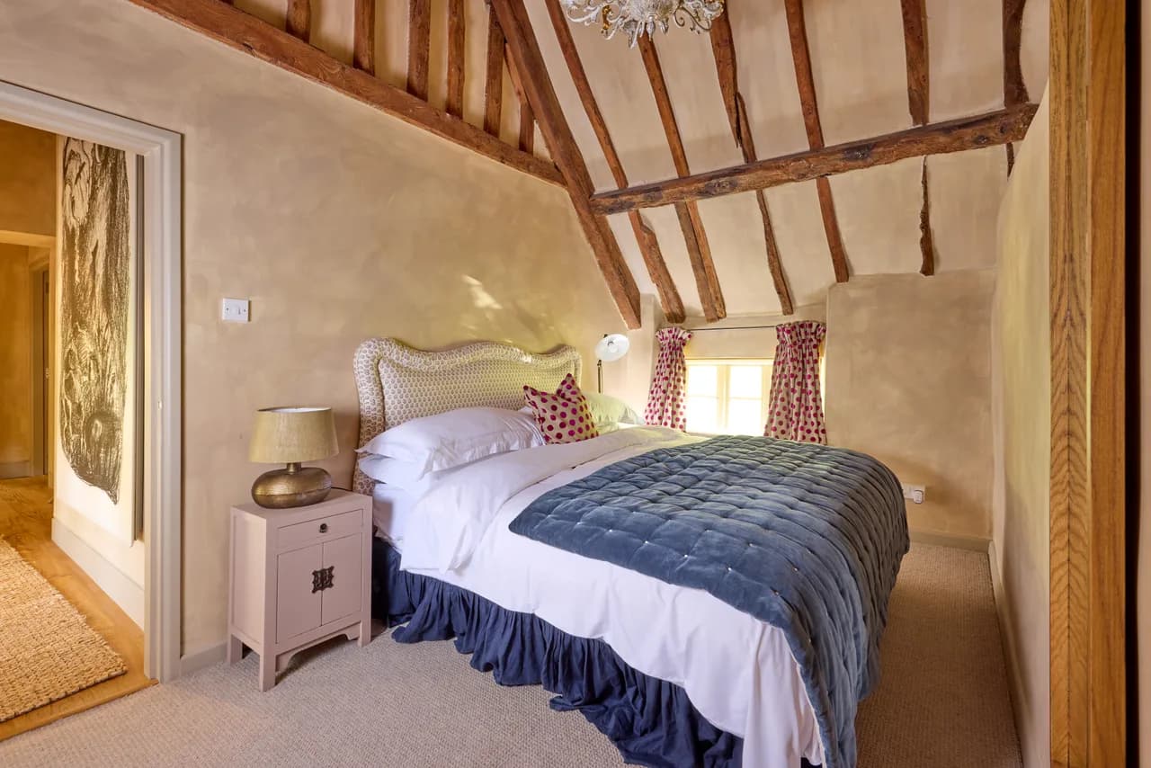 Bedroom 5 - Cotswolds Estate