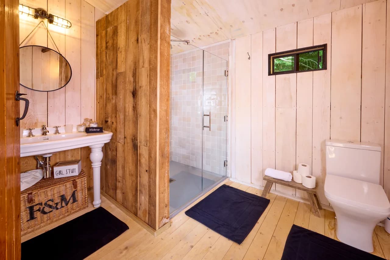 Cotswolds UK - Soho Farm House 16