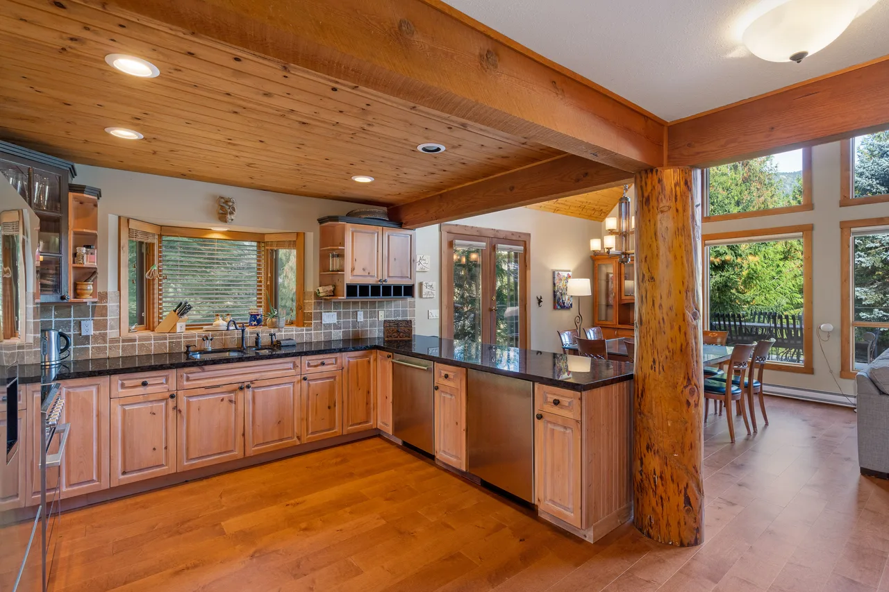 Dream Log Chalet 3