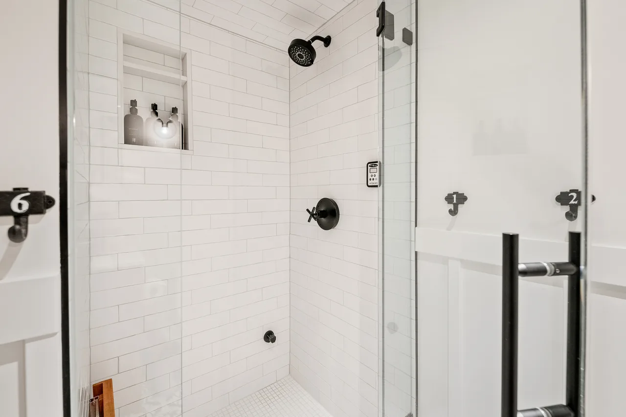 Luxe 5-BED Scandinave Retreat - Walk to Slopes 7