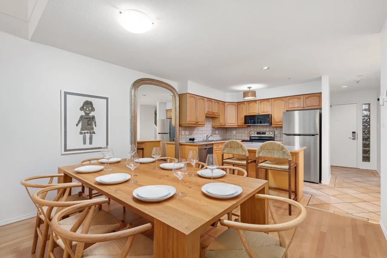 Luxury 6-Bedroom 6