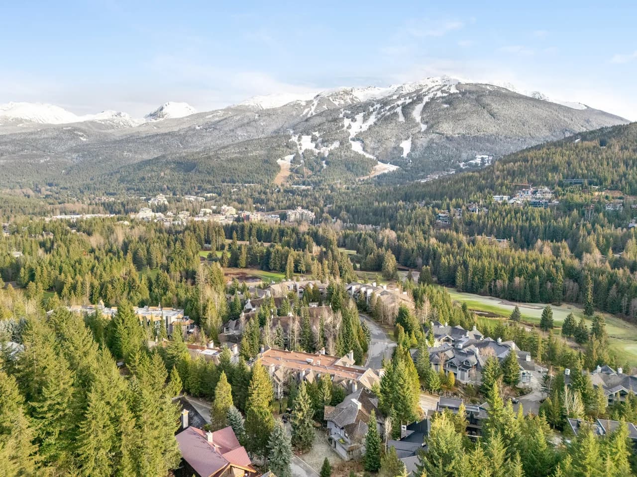 Luxury 6-Bedroom - Whistler Village - Blueberry 7