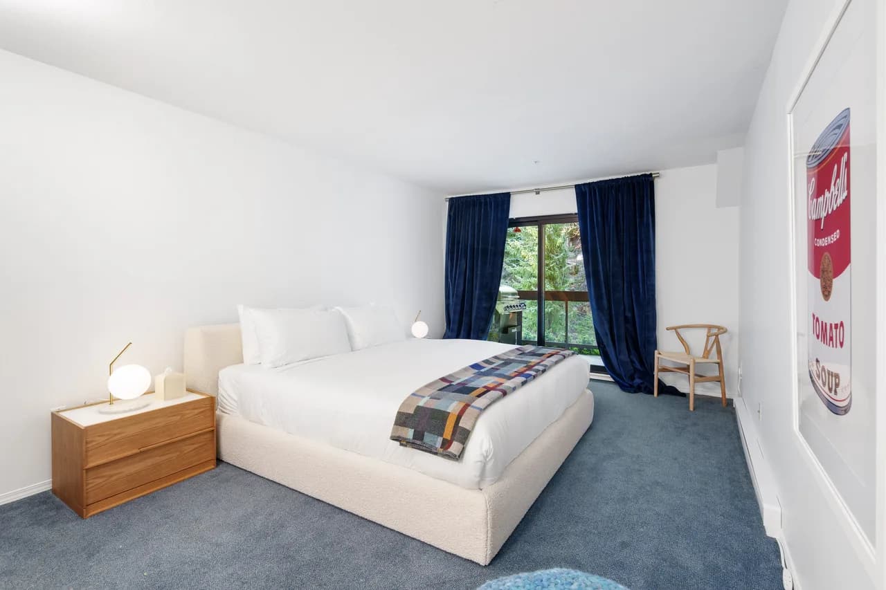 Luxury 6-Bedroom - Whistler Village - Blueberry 5