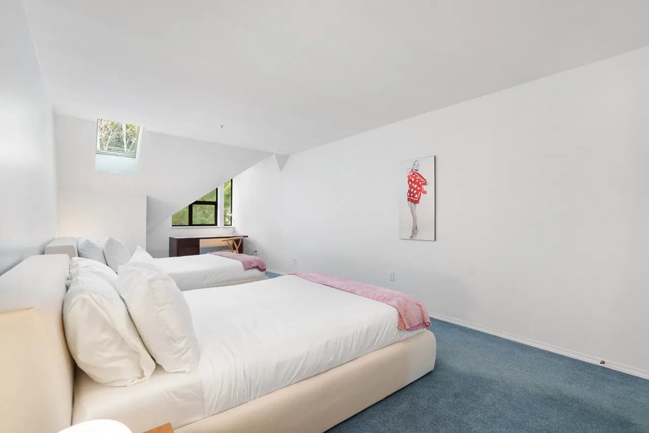 Luxury 6-Bedroom - Whistler Village - Blueberry 15