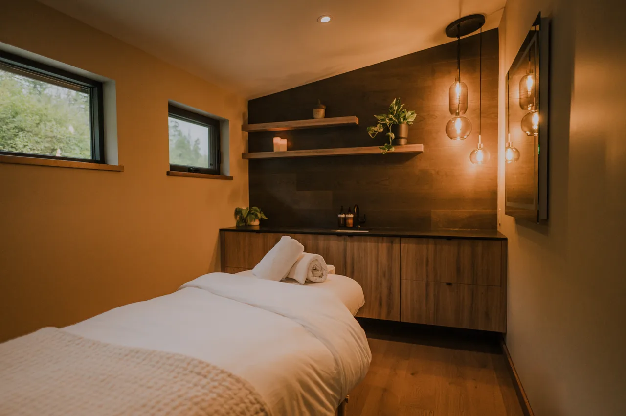Wedge Mountain Lodge & Spa - AceHost 9