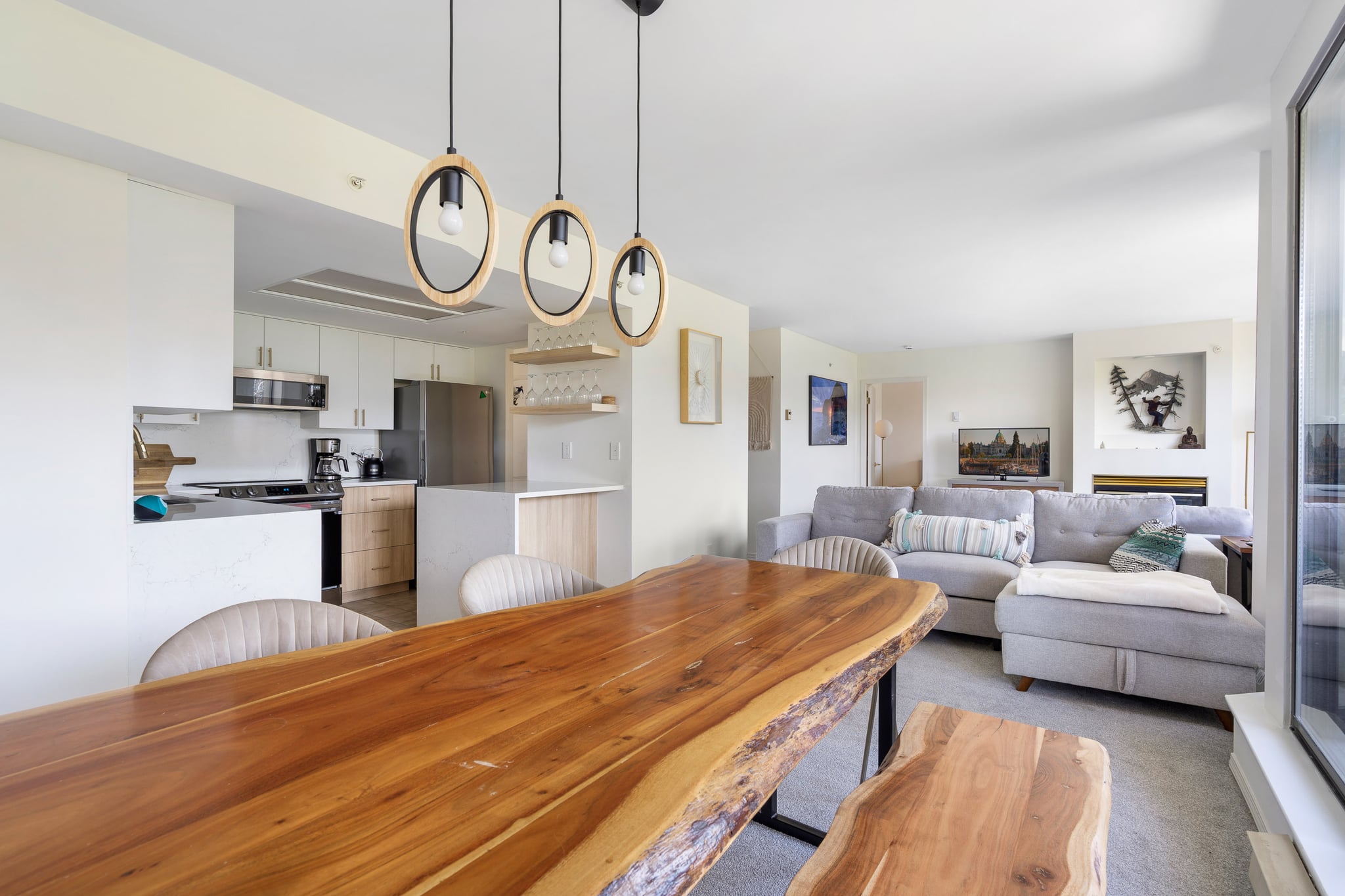 Luxury 3-Bed 4