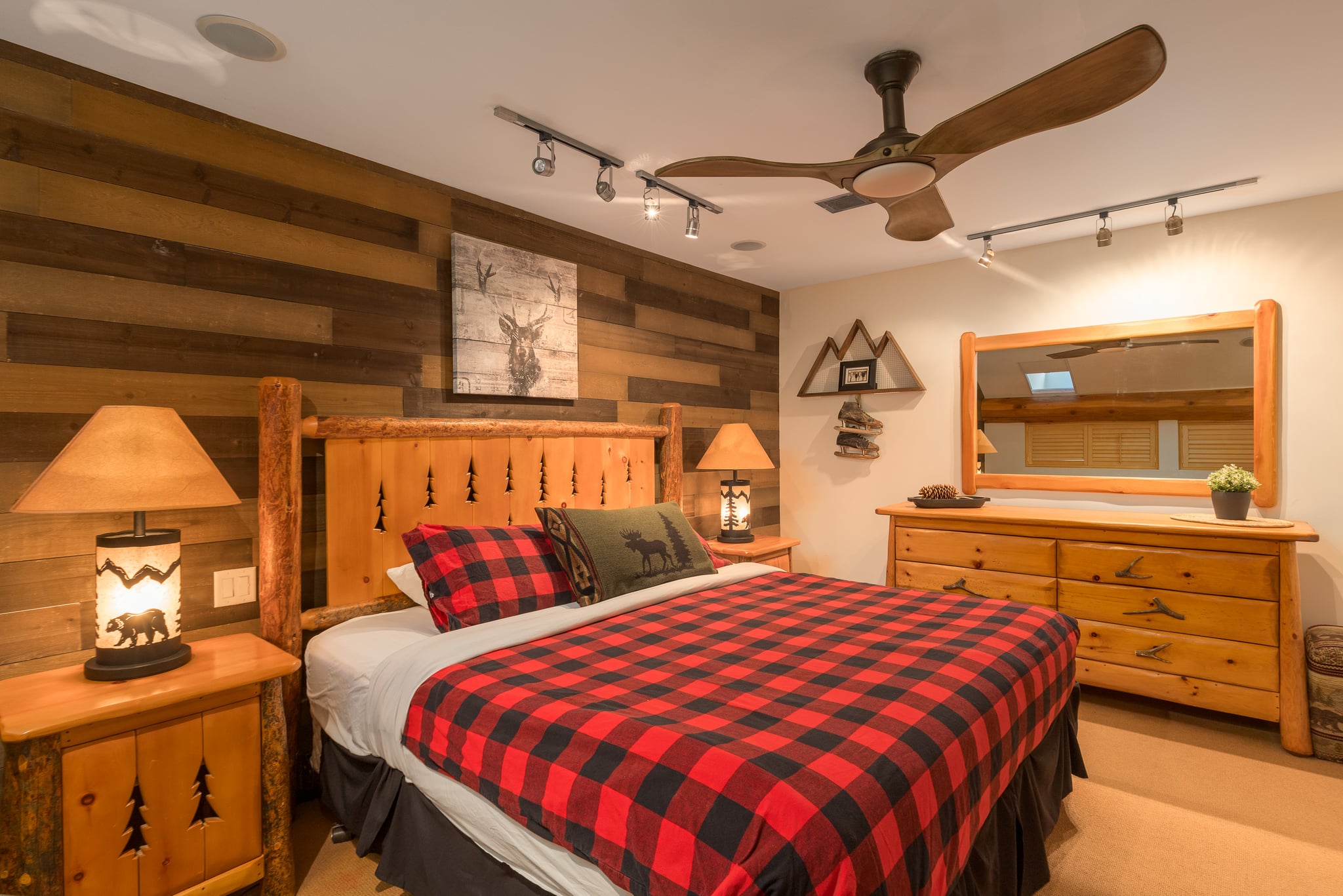 Hearthstone Lodge Whistler Village 3
