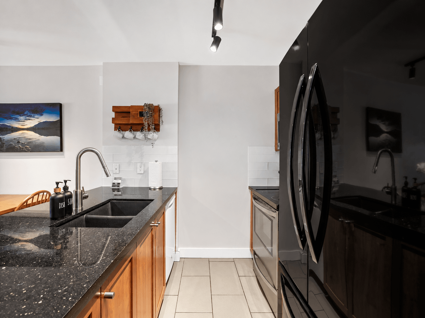 Eagle Lodge Whistler Village condo 4