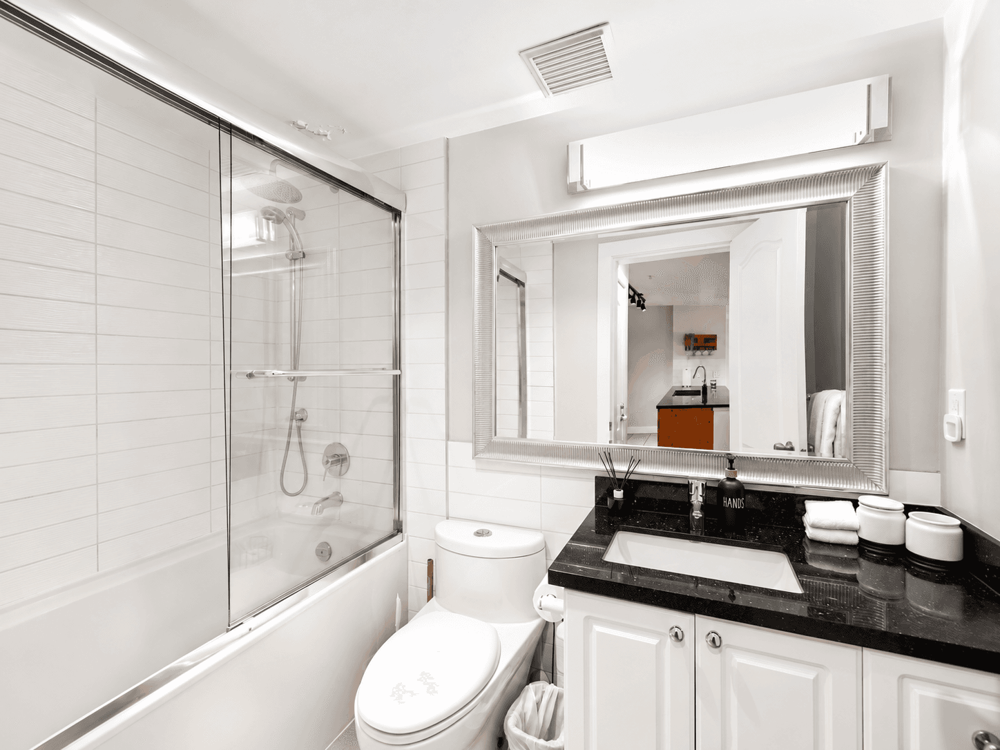 Eagle Lodge Whistler Village condo 8
