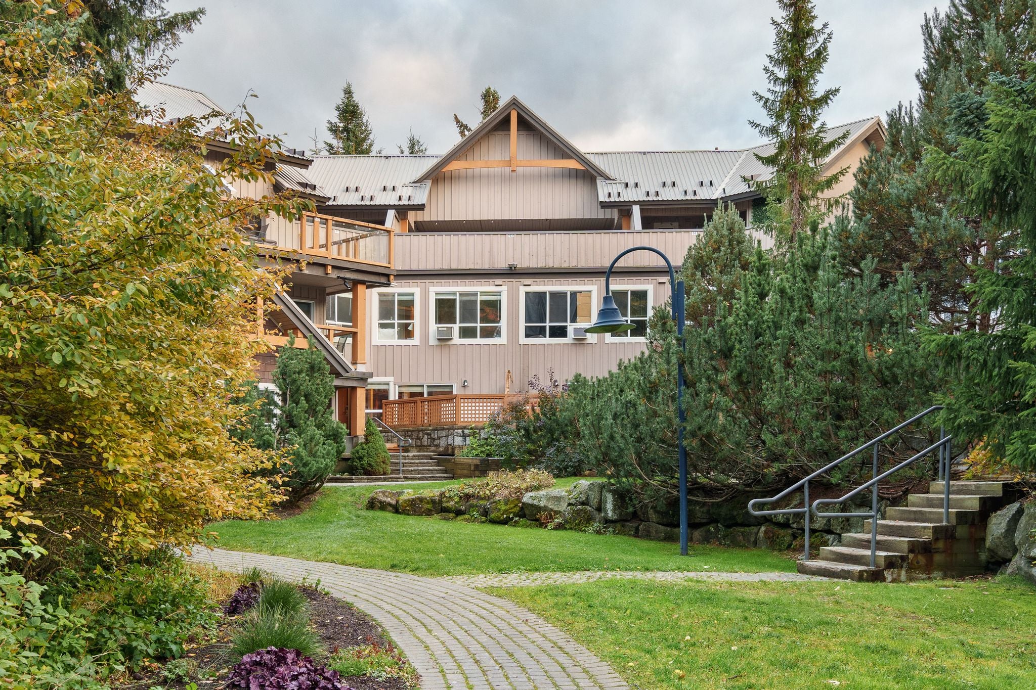 Glaciers Reach interior 2