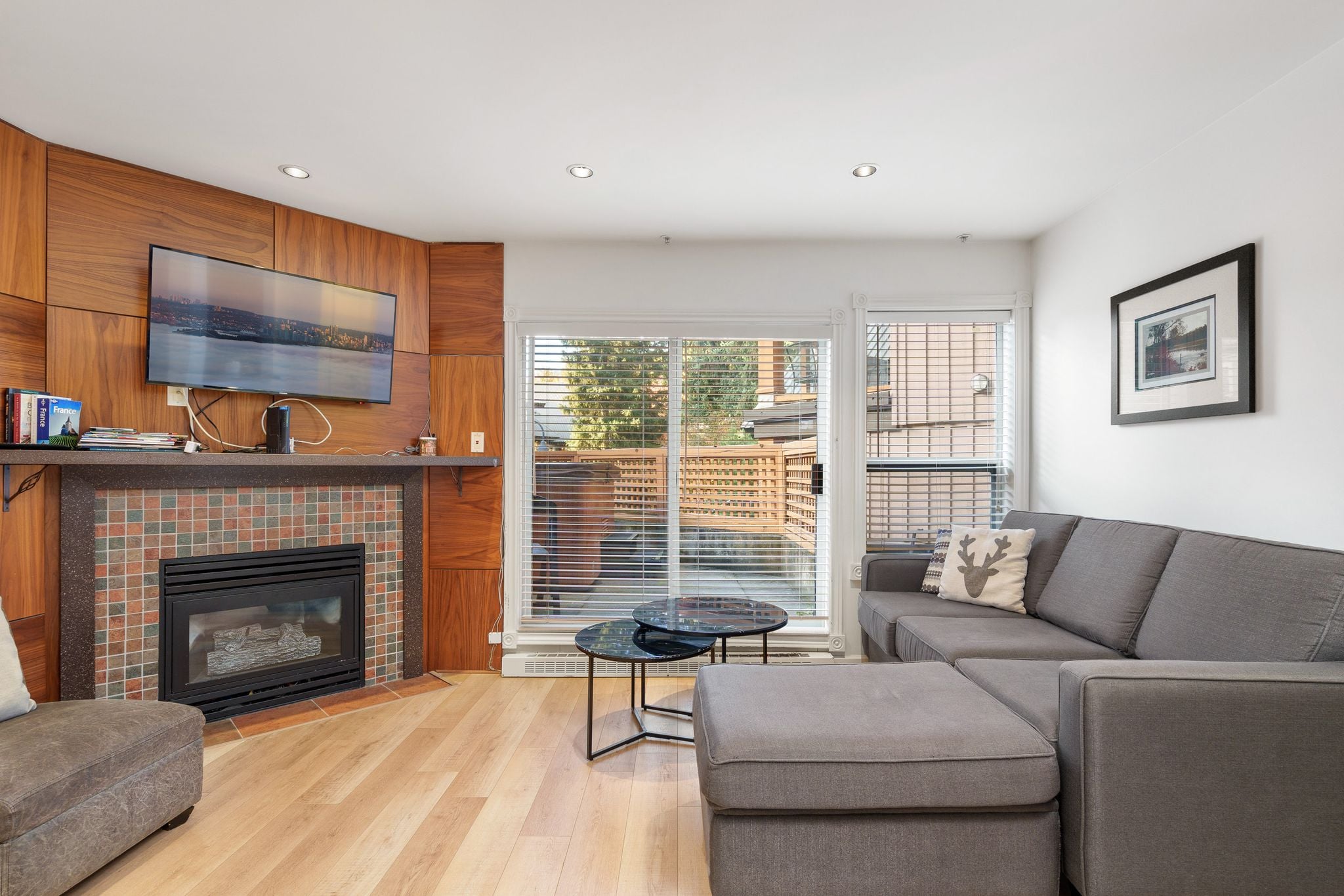 Glaciers Reach interior 4