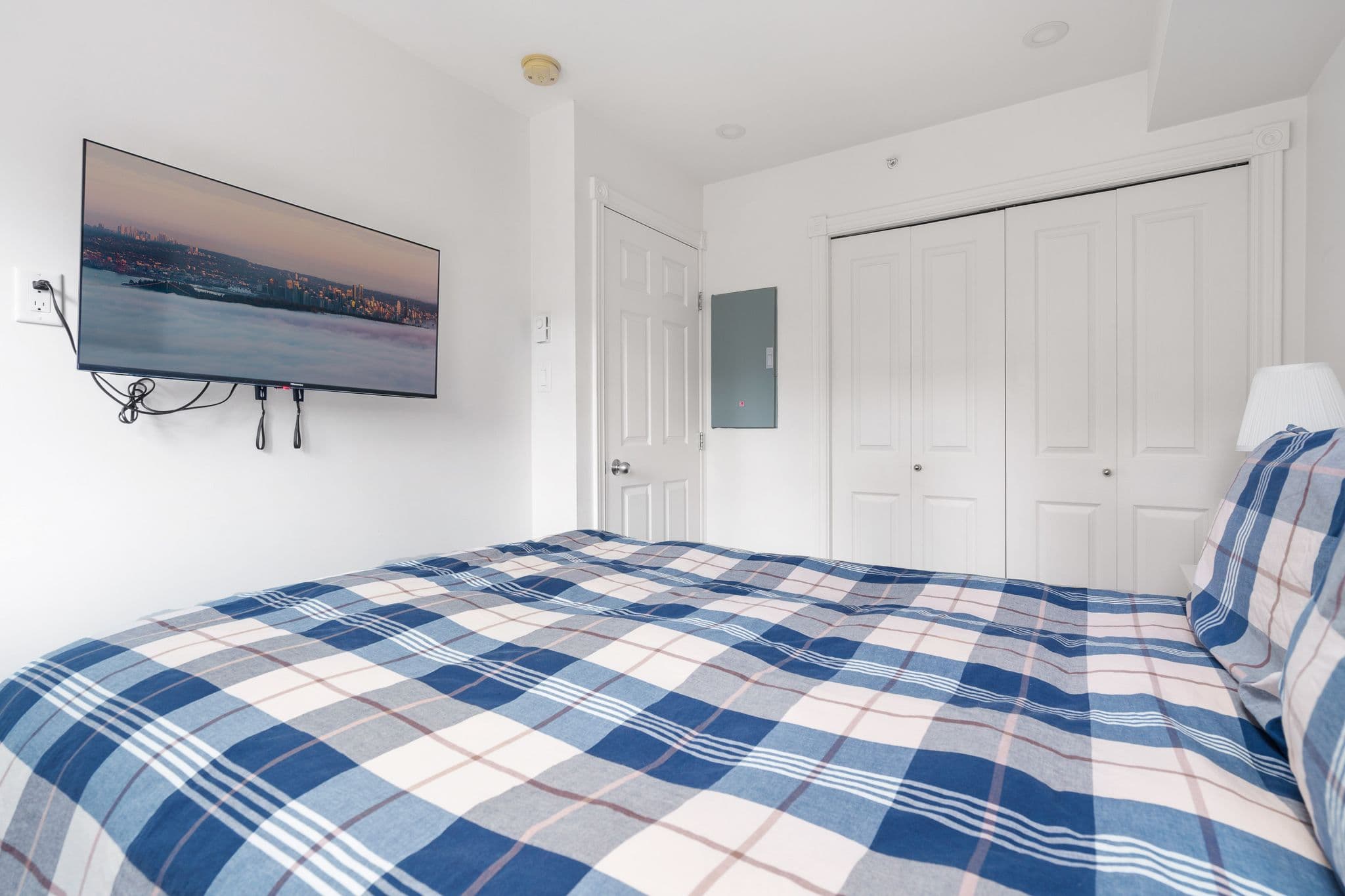 Glaciers Reach interior 22