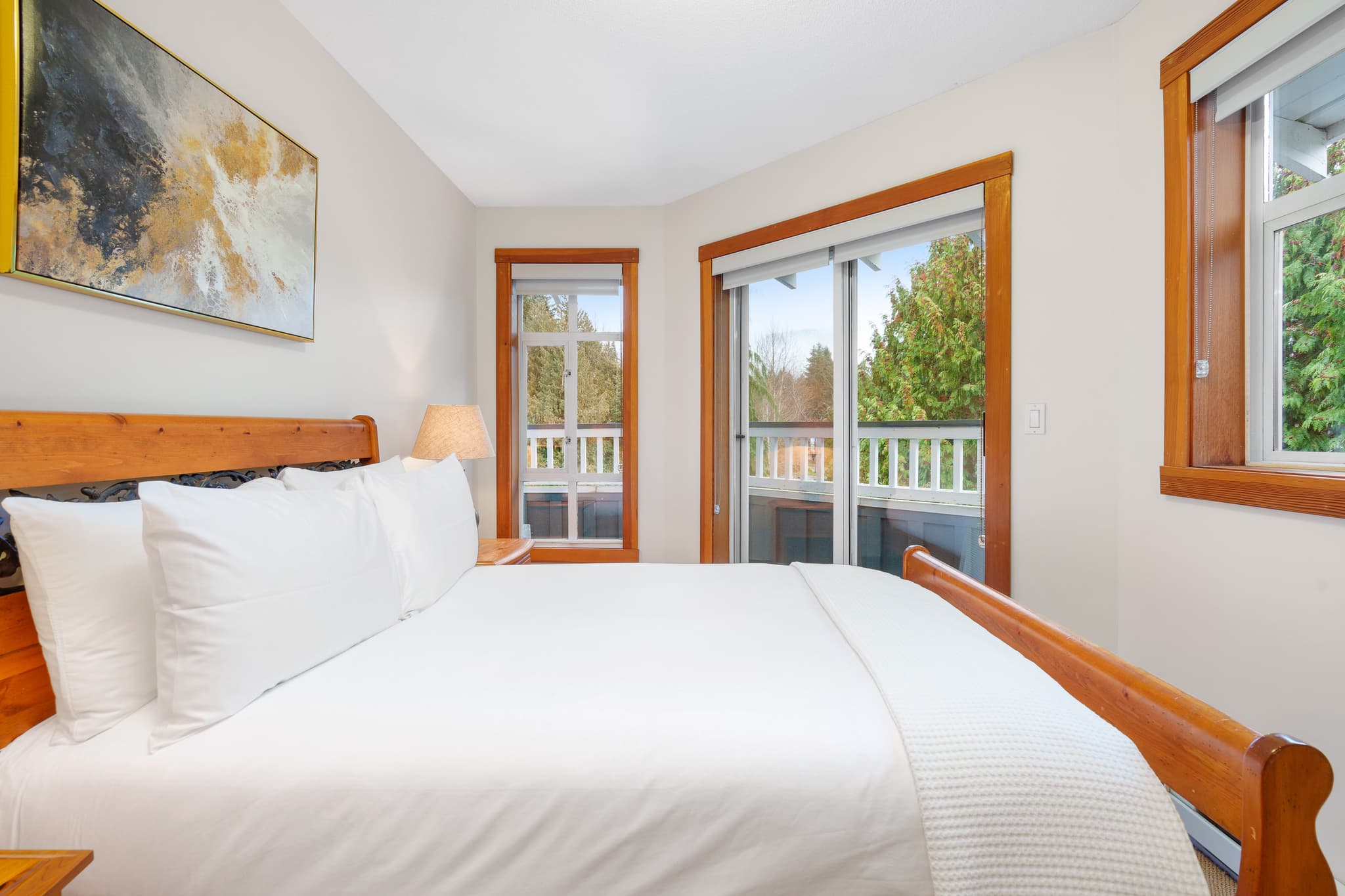 Rare 3-bedroom 5