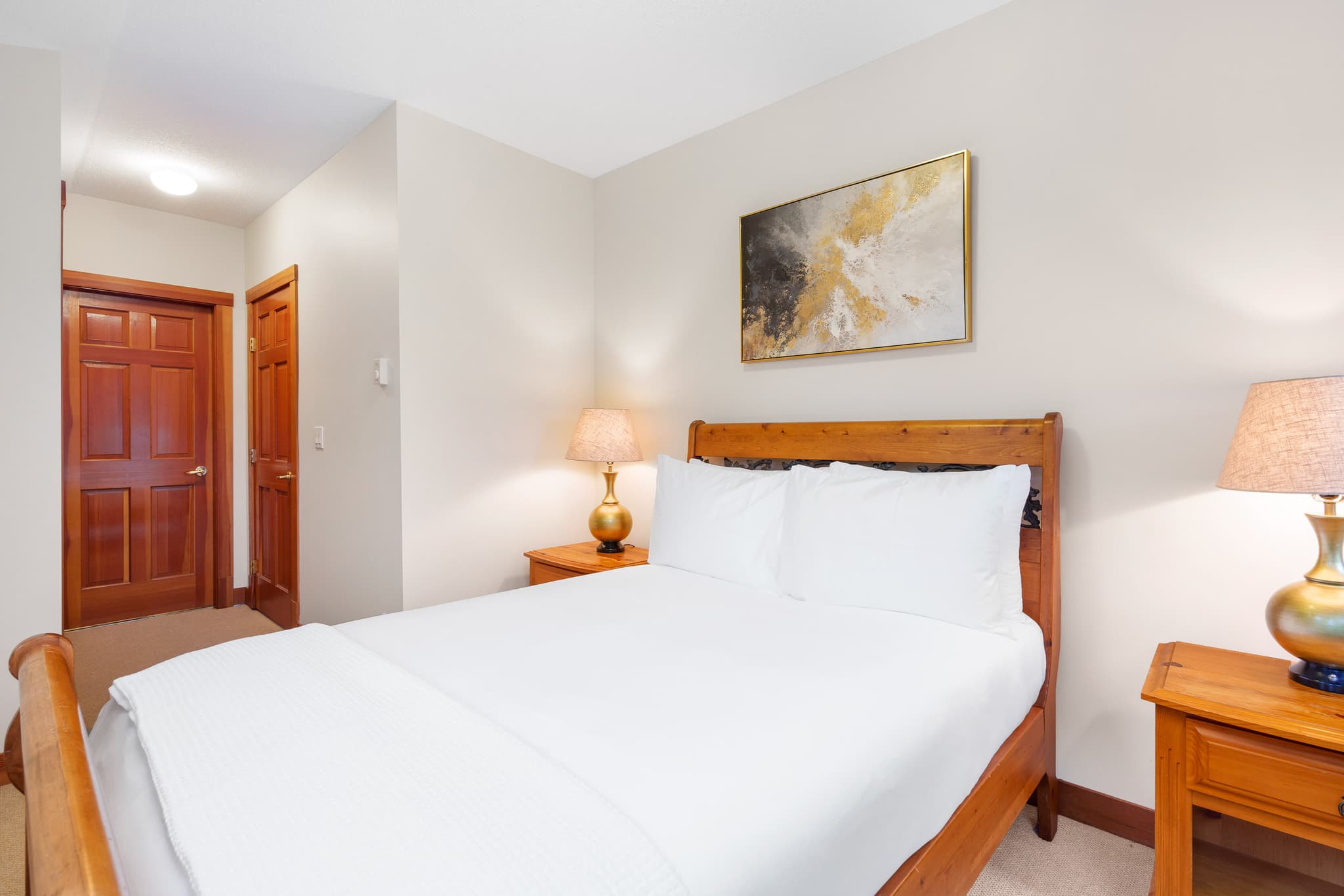 Rare 3-bedroom 6