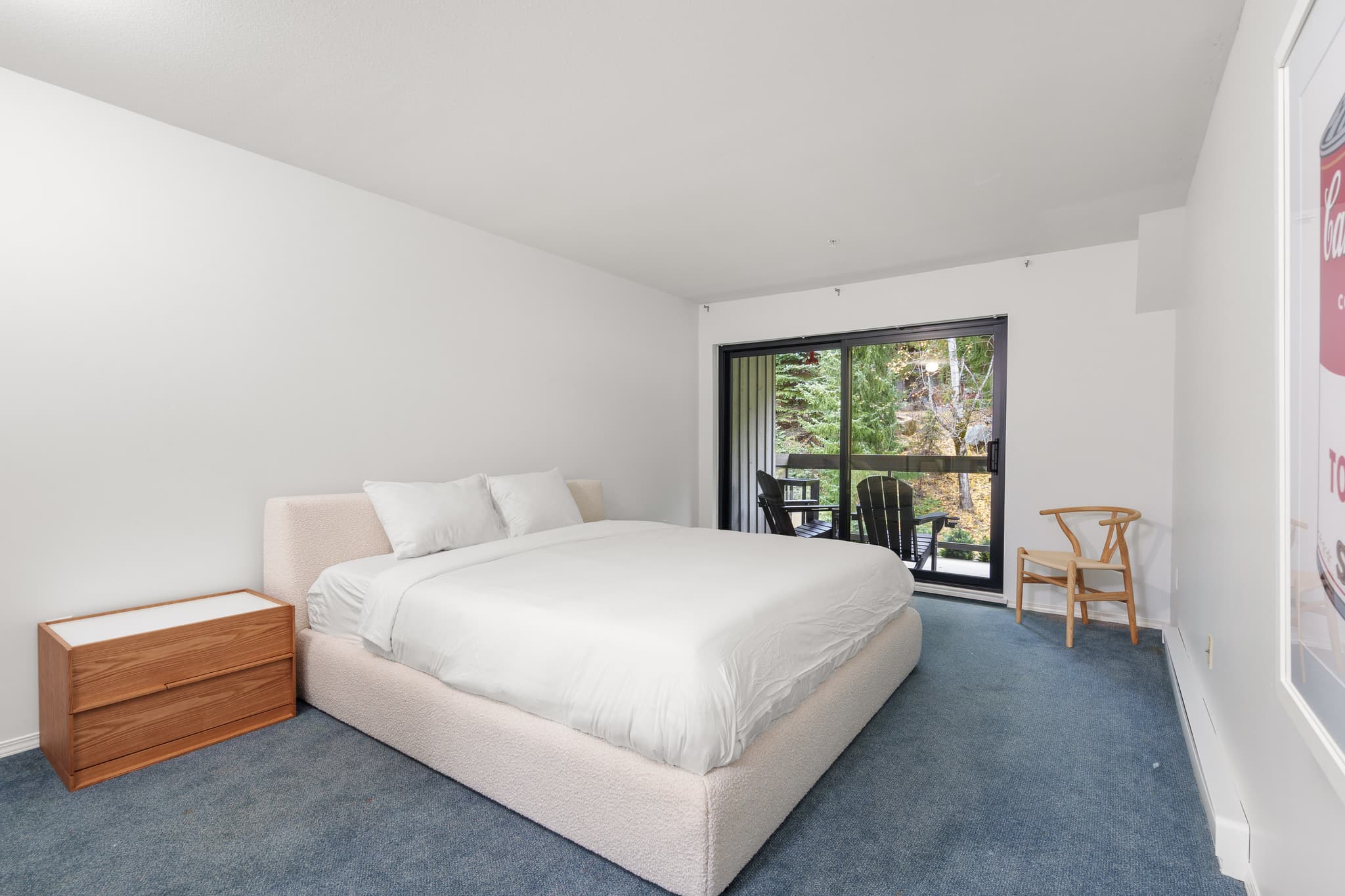 Luxury 6-Bedroom Blueberry interior 23