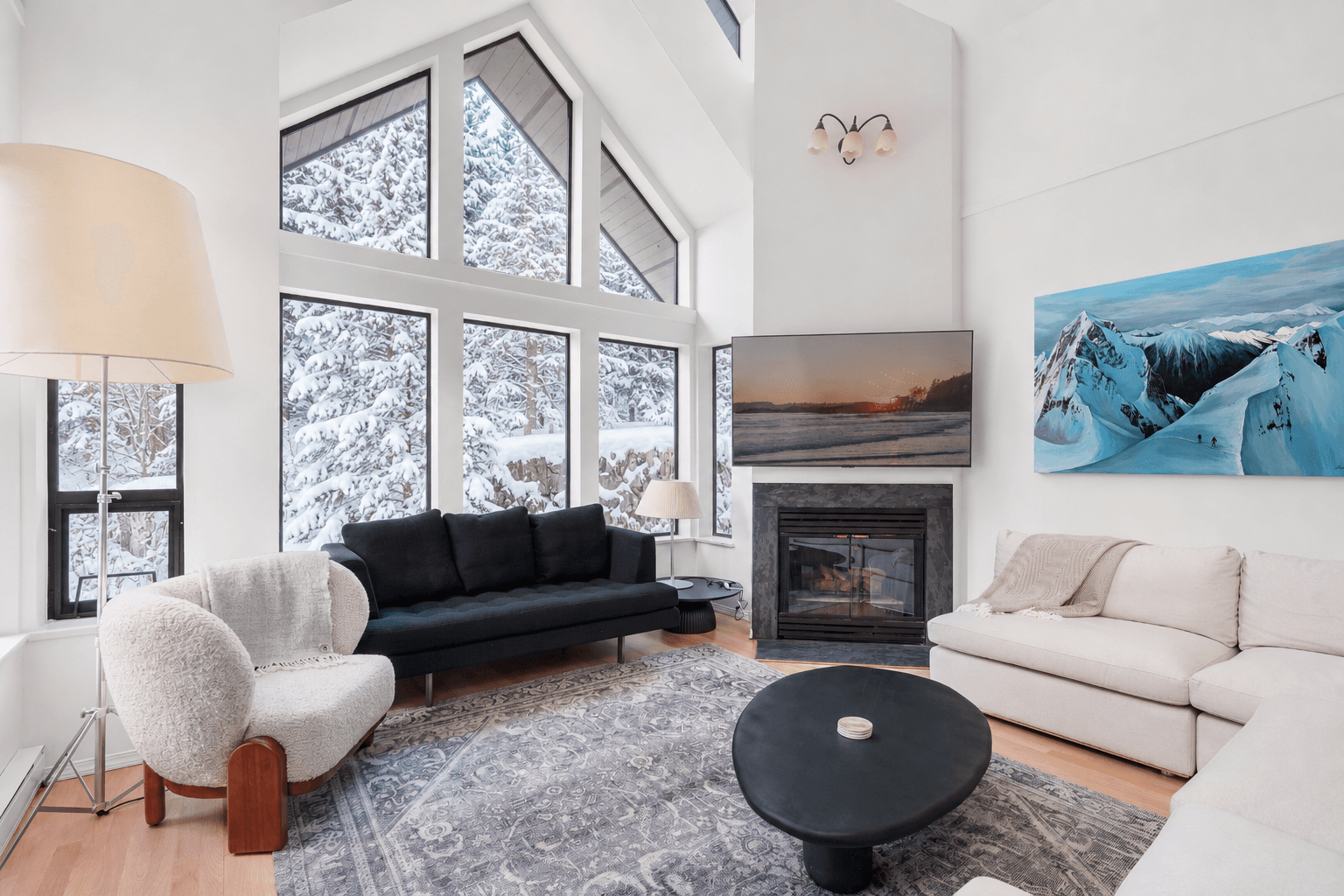 Luxury 6-bedroom primary suite