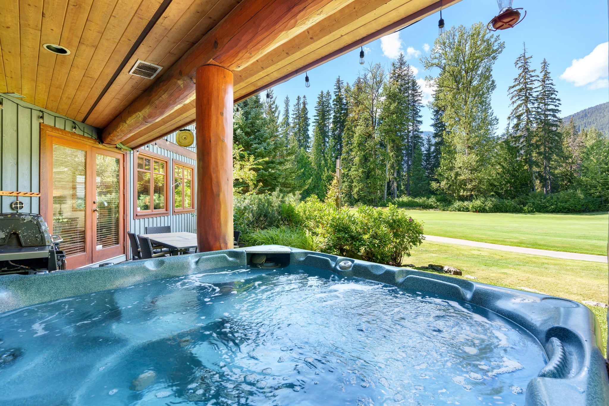 Hot tub with panoramic views