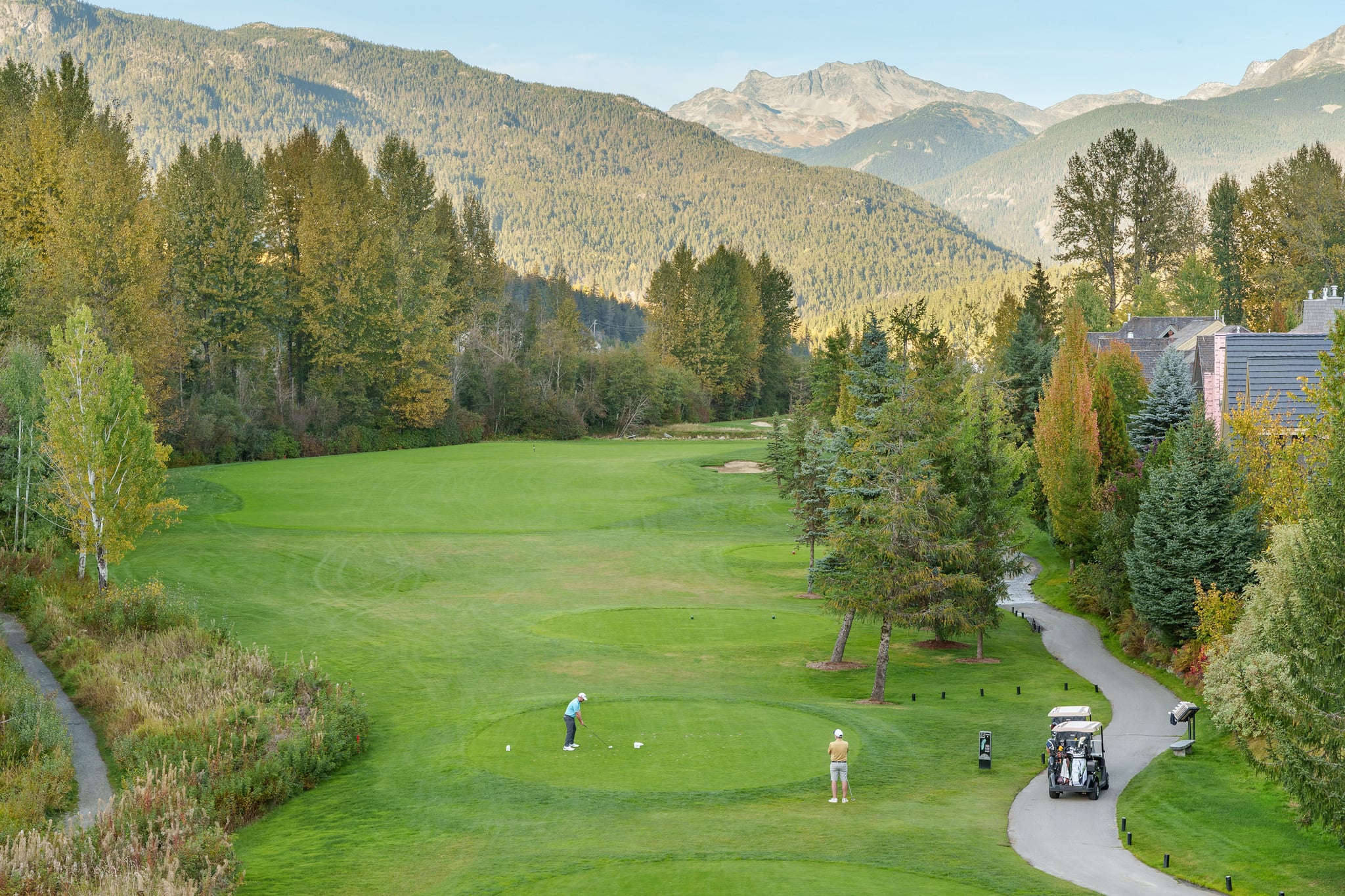 Cozy Lakefront Whistler Condo 4