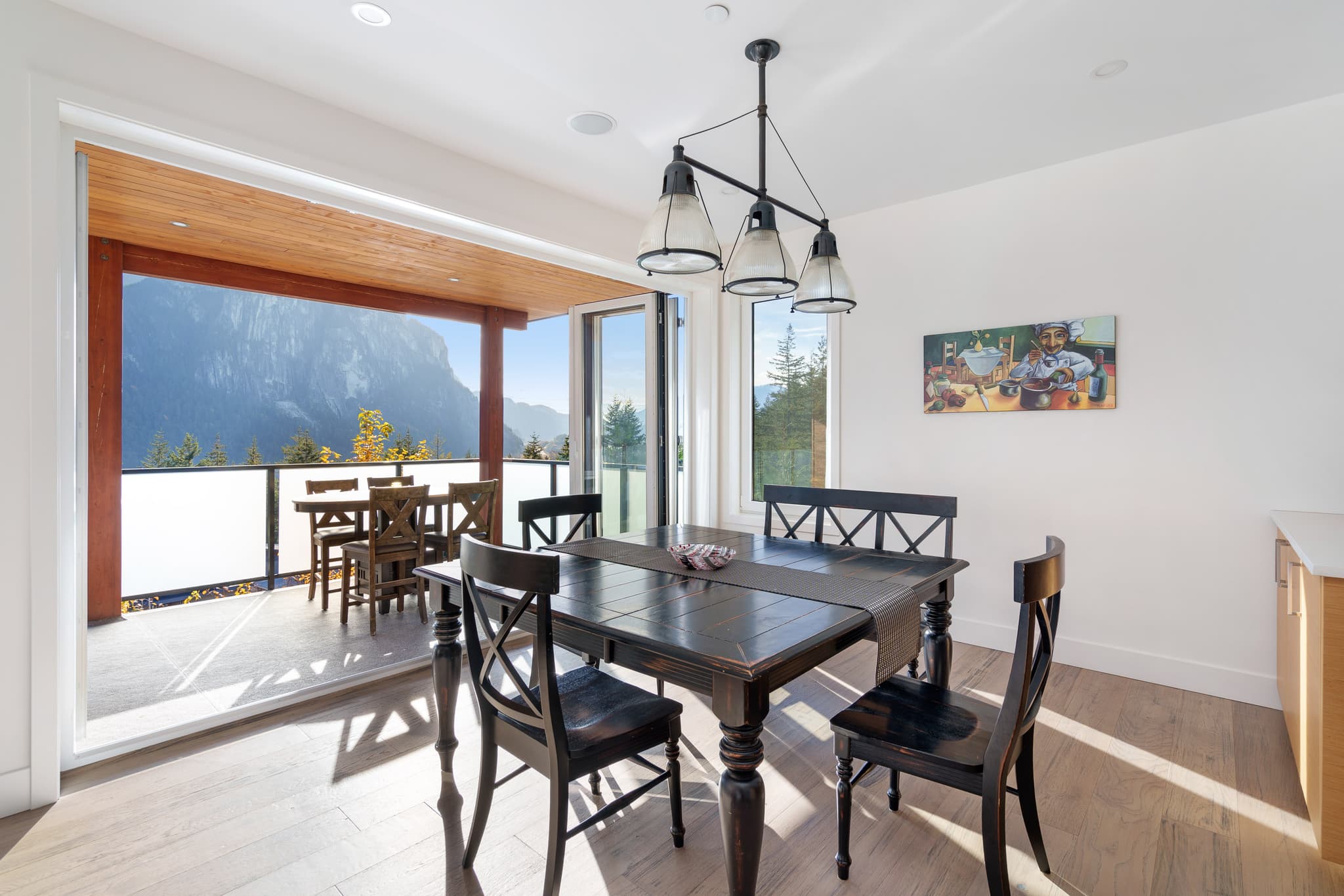 Squamish Retreat interior 17