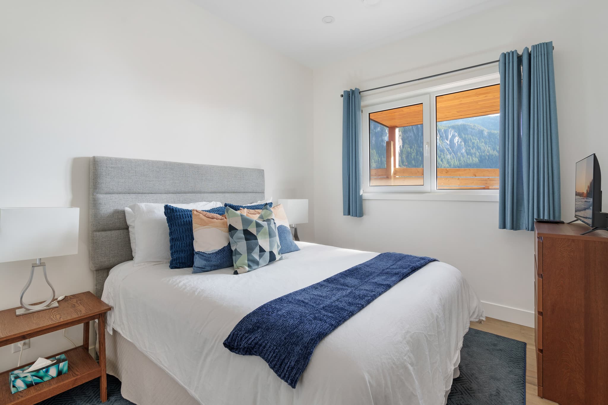 Squamish Retreat interior 44