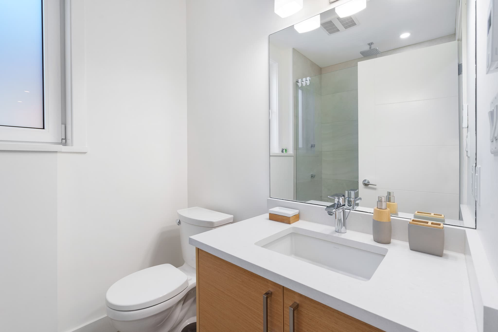 Squamish Retreat interior 47