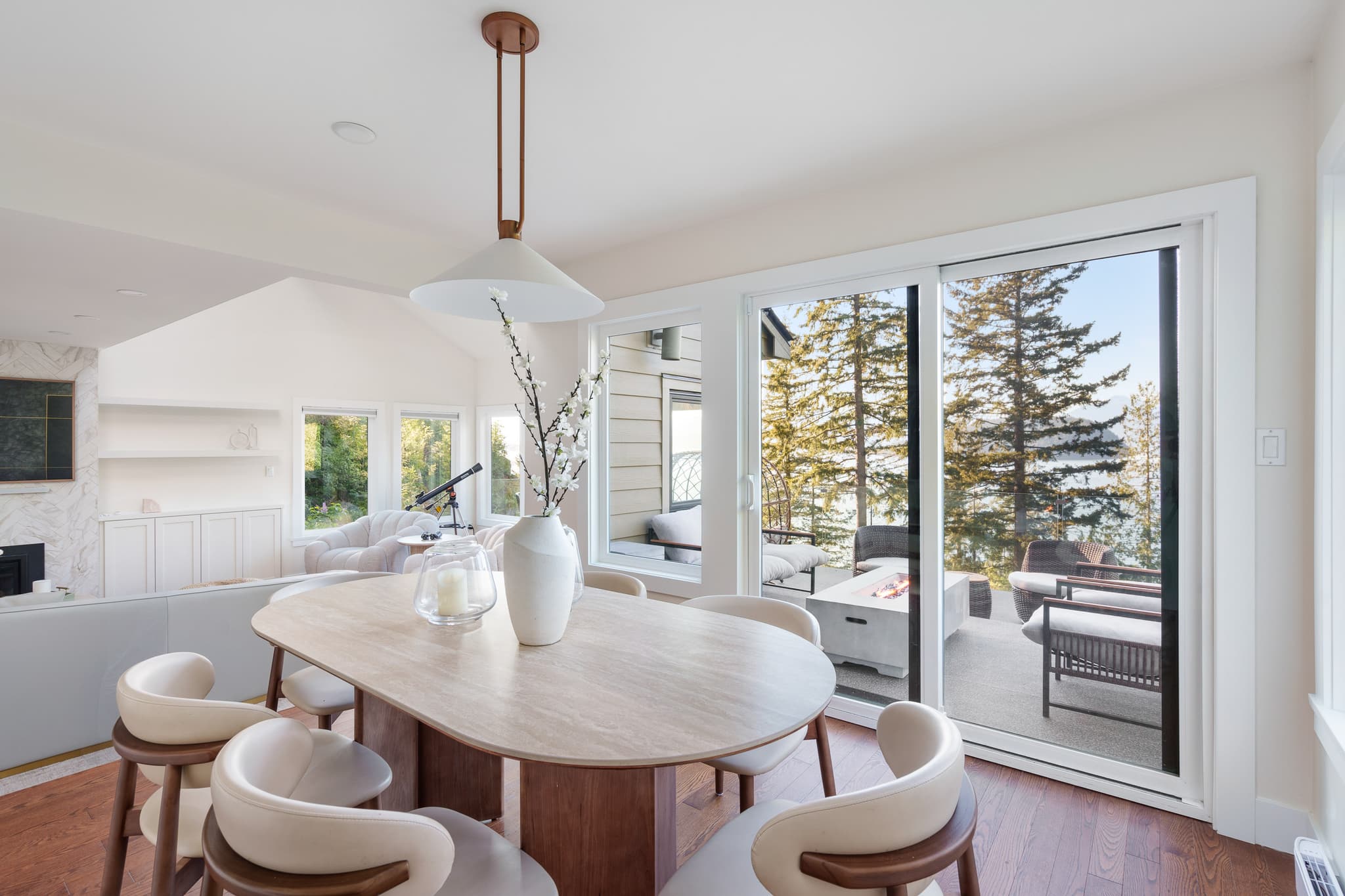 Bedora Place West Vancouver 13