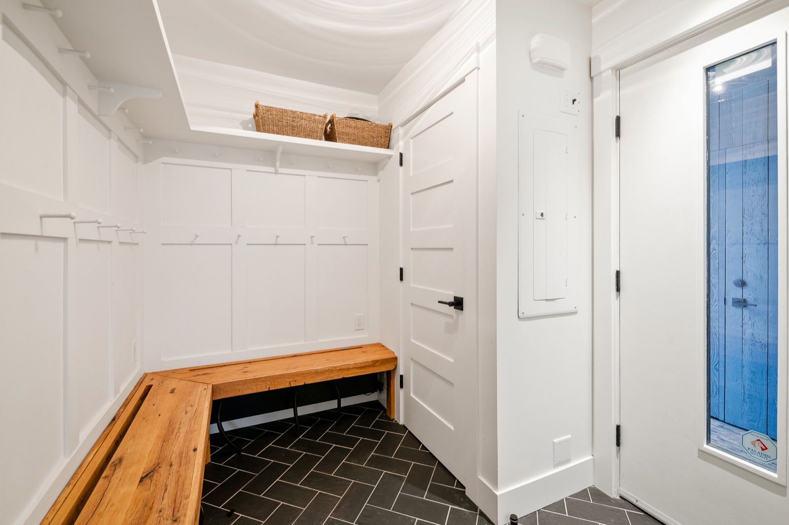 Luxe 5-BED Scandinave Retreat 3