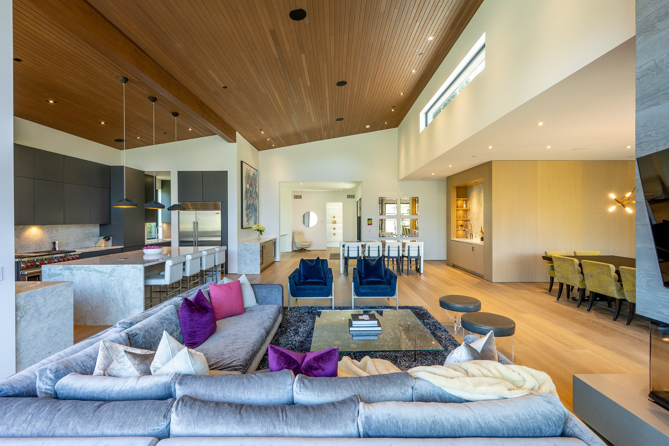 Luxury Kadenwood property interior 6