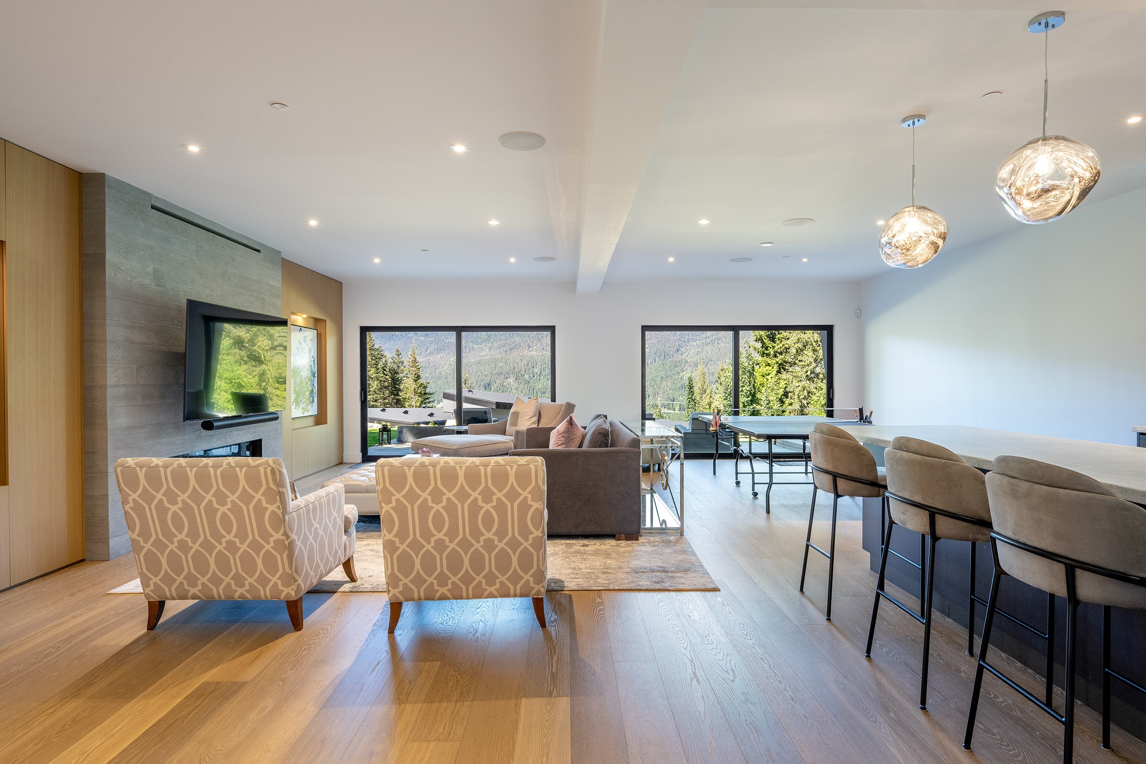 Luxury Kadenwood Property Interior